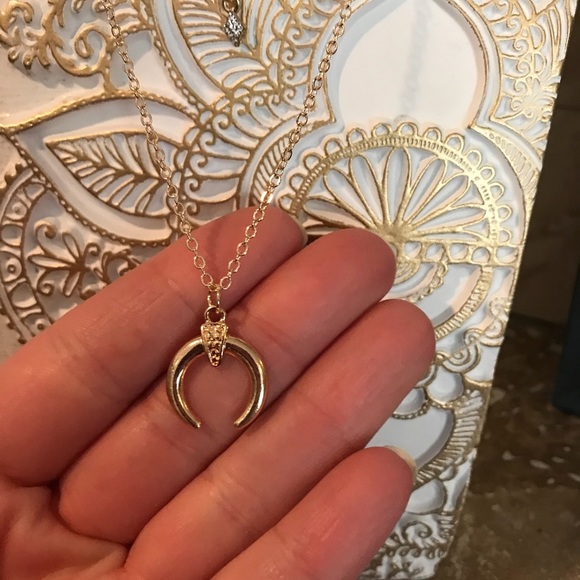 Boho crescent moon & Stars layered choker necklace - Picture 6 of 8